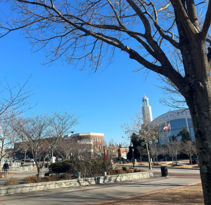 Suwanee, United States – January 09, 2023: A beautiful shot from a park in the town center of Suwanee, US